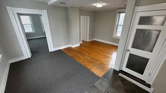 Building Photo - 643 Watson Ave