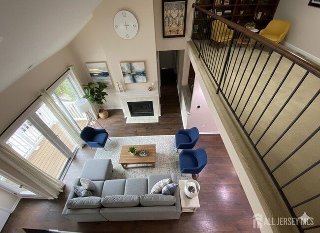 Building Photo - 9002 Tamarron Dr