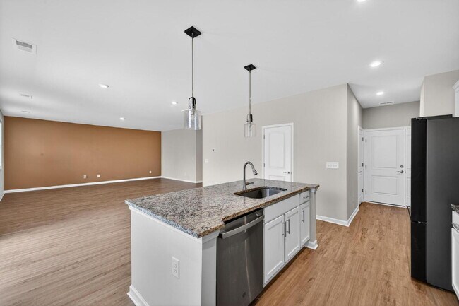 Foto del edificio - Like-New Harlem Home!