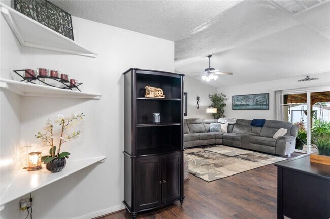 Building Photo - 2339 Marble Falls Dr