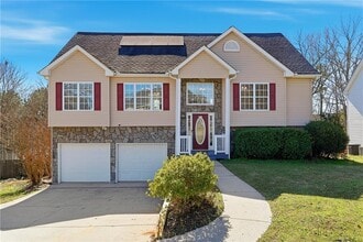 Building Photo - 933 Kendall Park Dr