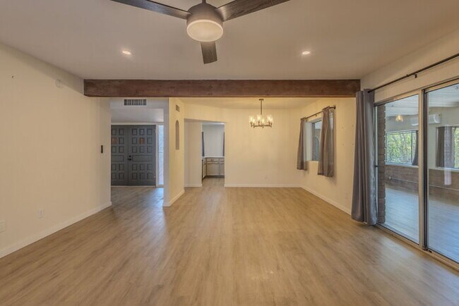 Foto del edificio - Green Valley Country Club Estates!