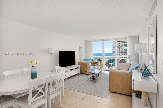 Building Photo - 6917 Collins Ave