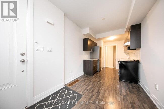 Photo du bâtiment - 59 Creekbank Rd