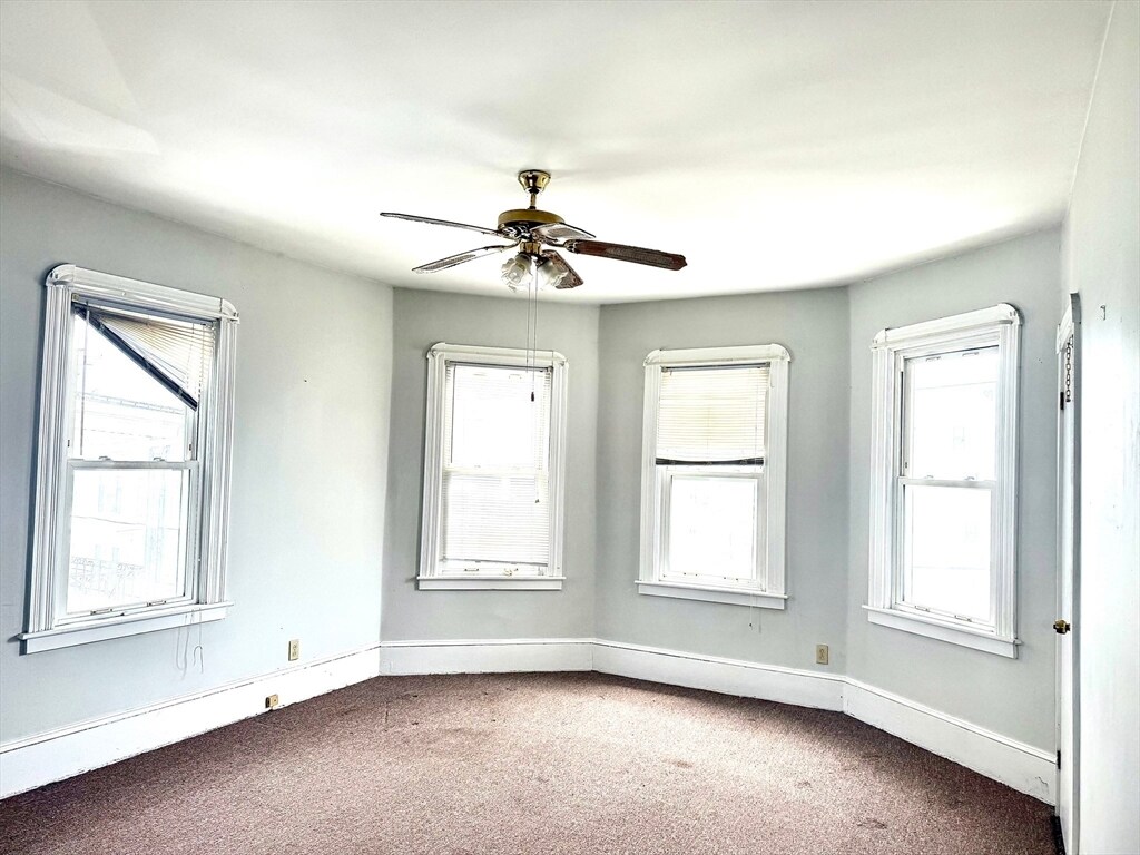 Foto principal - 87 Hathaway St