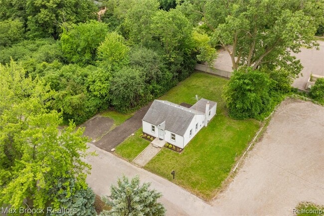 Foto del edificio - 31291 Rexwood St