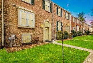 Building Photo - 10690 High Beam Ct