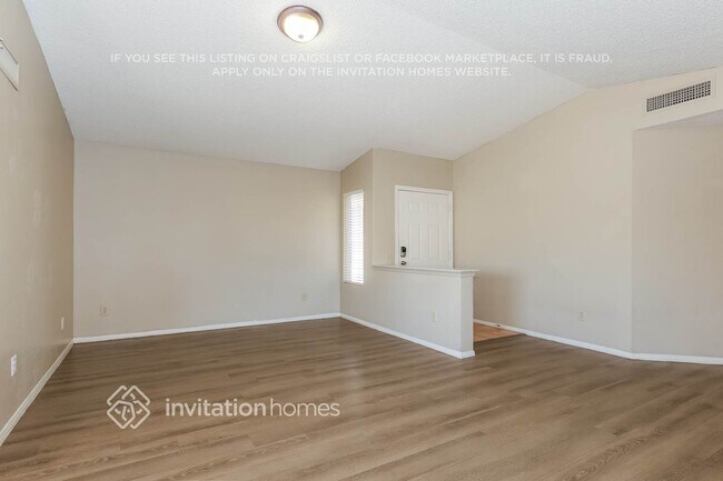 Building Photo - 6946 W Nicolet Ave