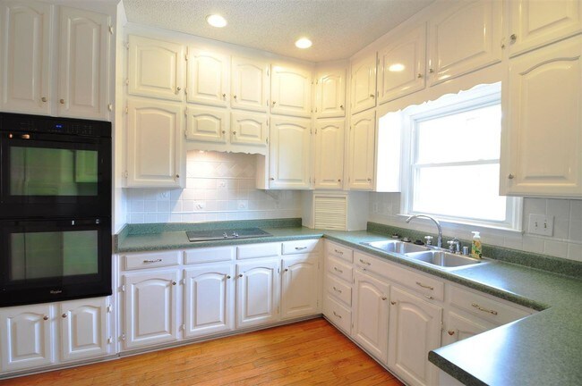 Foto del edificio - 4 bedroom in Owens Cross Roads AL 35763