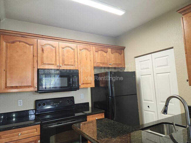 Foto del edificio - 2612 Robert Trent Jones Dr