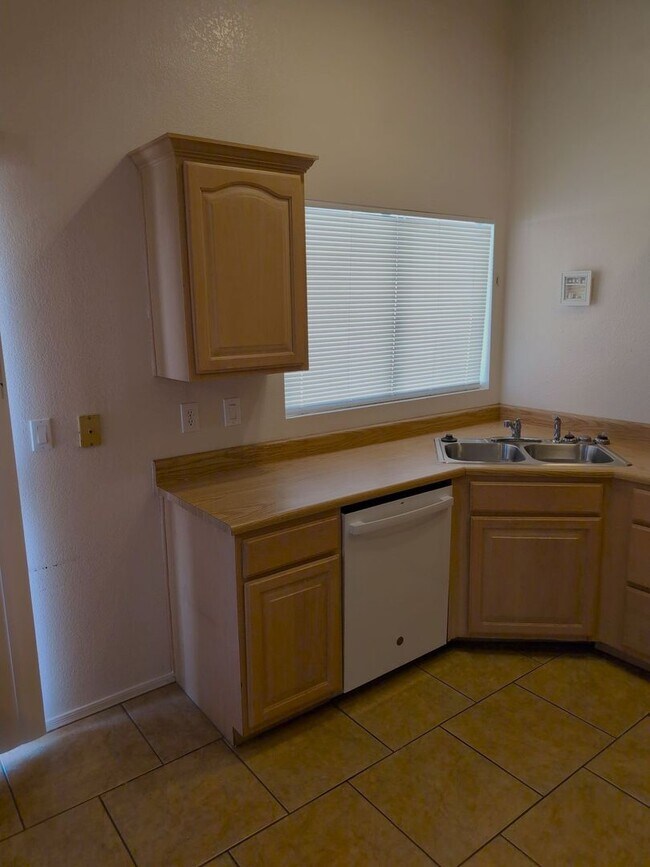 Foto del edificio - 73 S Cypress Ct