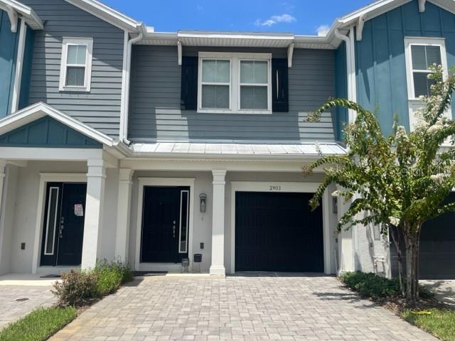 Foto principal - 2903 Grand Kemerton Pl
