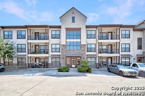 Foto principal - 7204 Oak Manor Dr