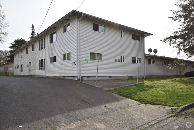 Building Photo - Linfield Manor Apts
