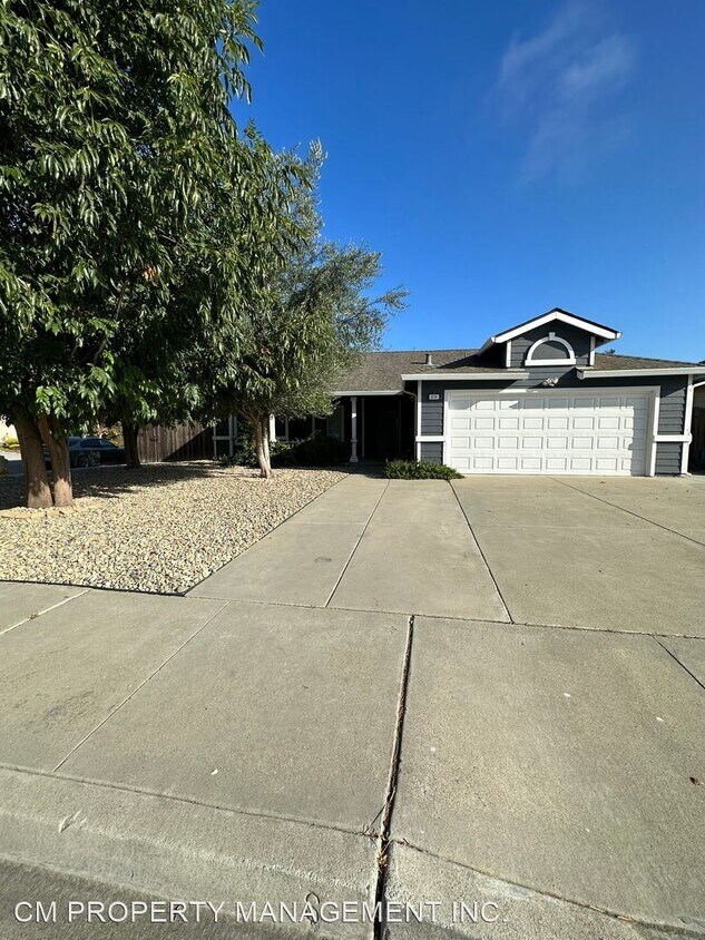 Primary Photo - 4 br, 2 bath House - 610 Liege Drive
