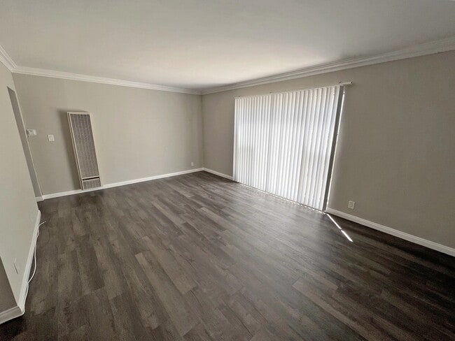 Foto del edificio - 1236 N Sweetzer Ave