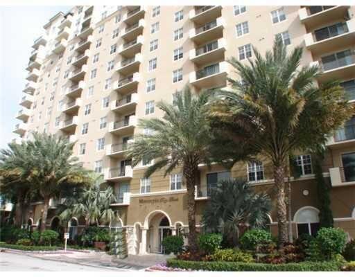 Building Photo - 616 Clearwater Park Rd