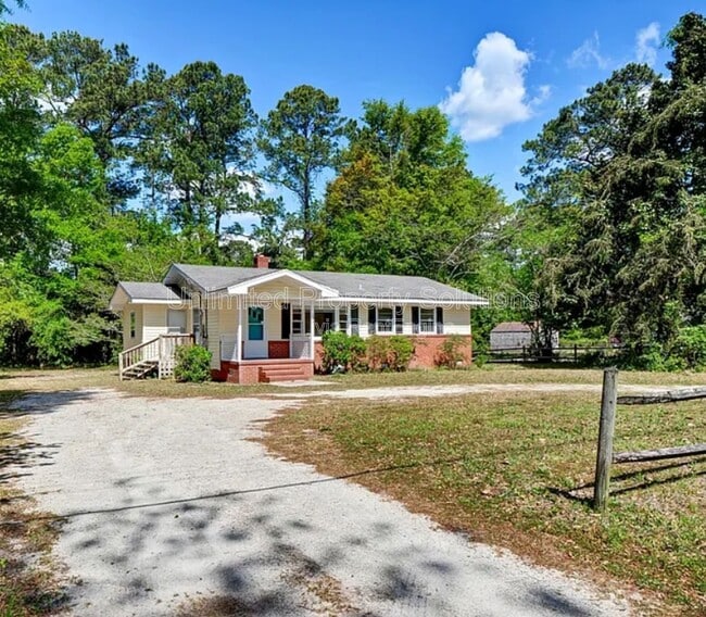 Photo - 133 Hinton Ave House