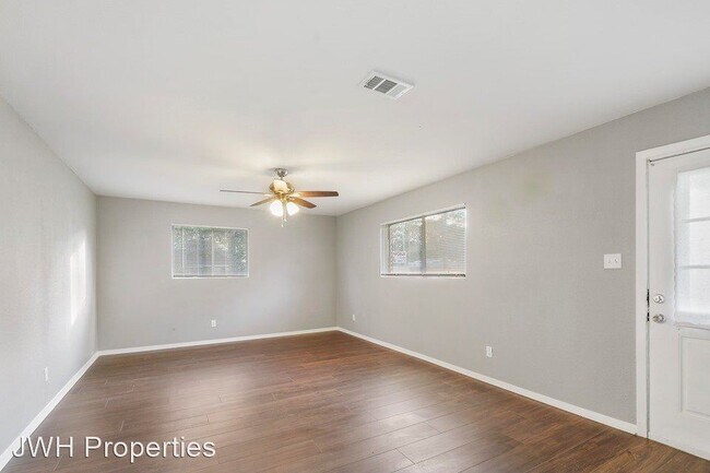 Building Photo - 3 br, 2 bath House - 6319 Buncombe Rd