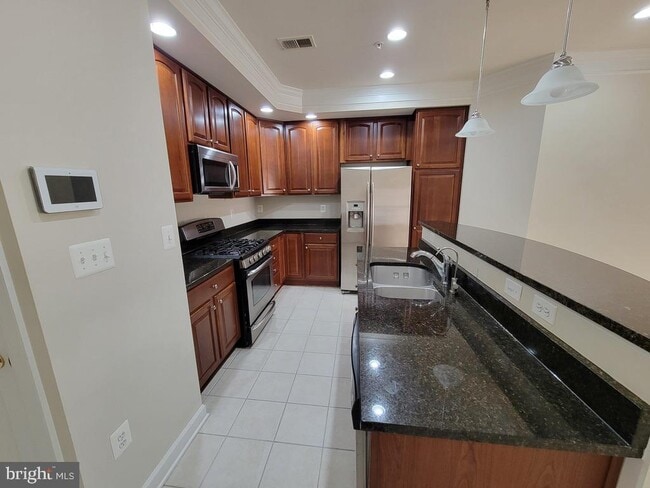 Building Photo - 3687 Spring Hollow Ln