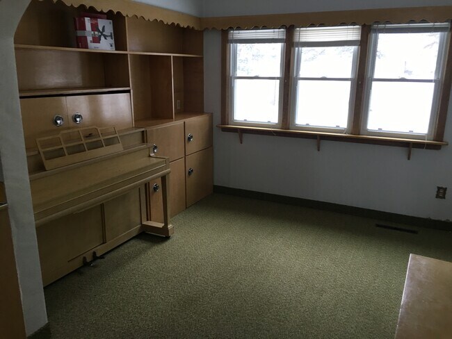 COMEDOR - 324 Hill St