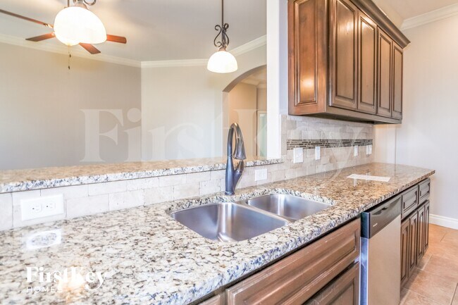 Foto del edificio - 648 Cristo Pass