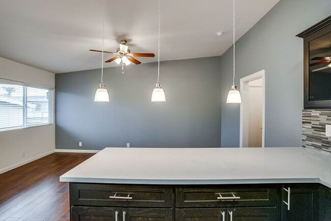 Interior Photo - 2675 Arlington Ave &amp; 3105 W 27th St (B)