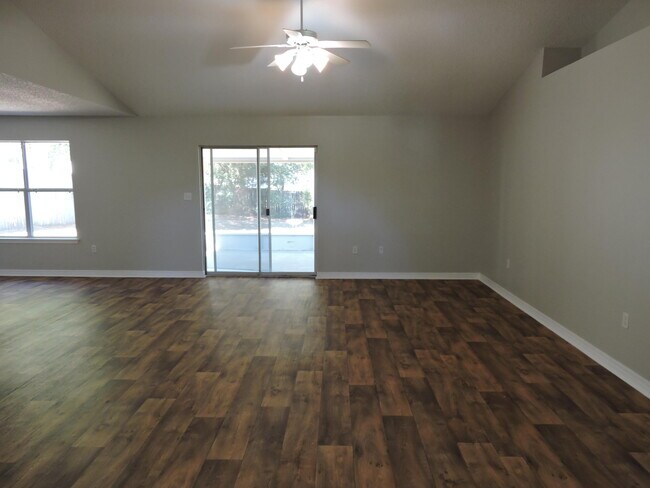 Building Photo - 4738 Connor Dr