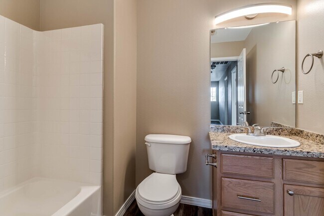 Building Photo - Amazing Single Family Home for Rent in Cle...