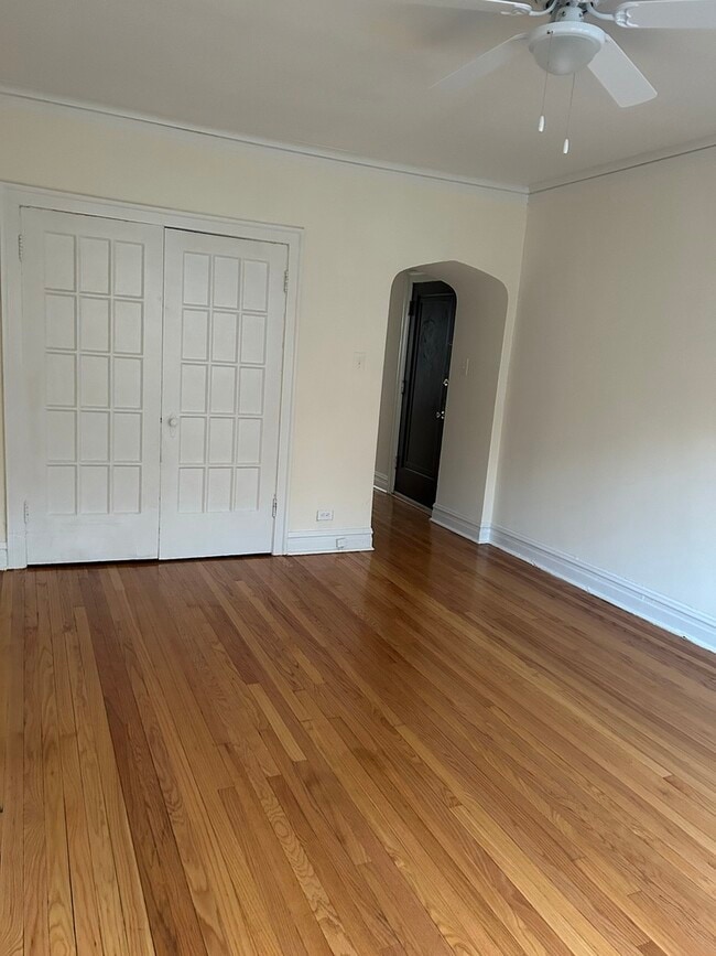 Foto del edificio - 4957 N Whipple St