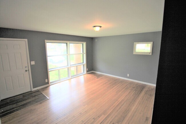 Building Photo - Available For Immediate Move-In!
