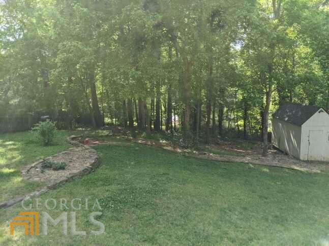 Building Photo - 1331 Willow Tree Dr