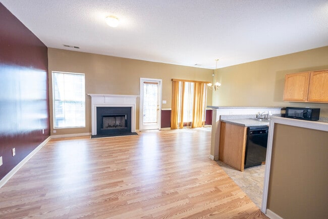 Foto del edificio - 2833 Parkway Close