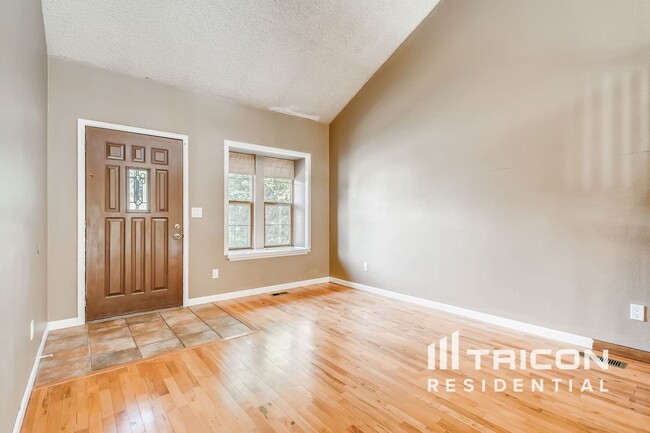 Building Photo - 13722 W 64th Dr