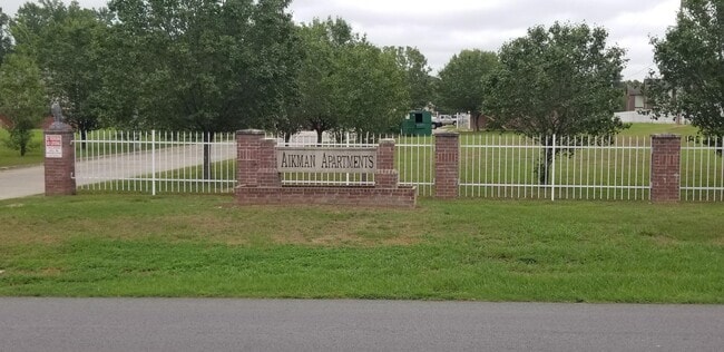 Aikman Estates - Apartments in Pine Bluff, AR | Apartments.com - Luxury Off-Grid Apartments In Pine Bluff Ar