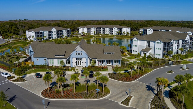 Building Photo - Tessa Springs