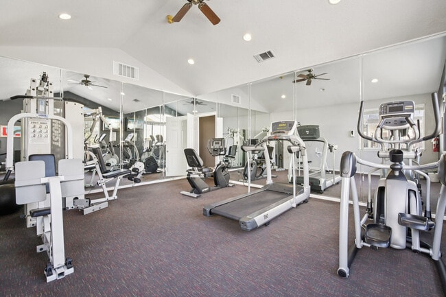 Building Photo - Creekstone Apartments