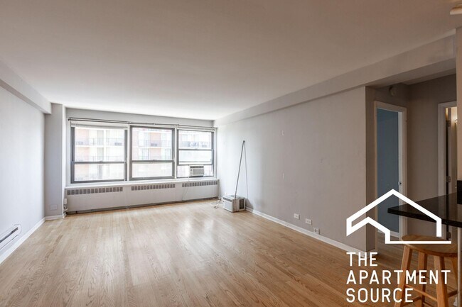 Foto del edificio - 4180 N Marine Dr