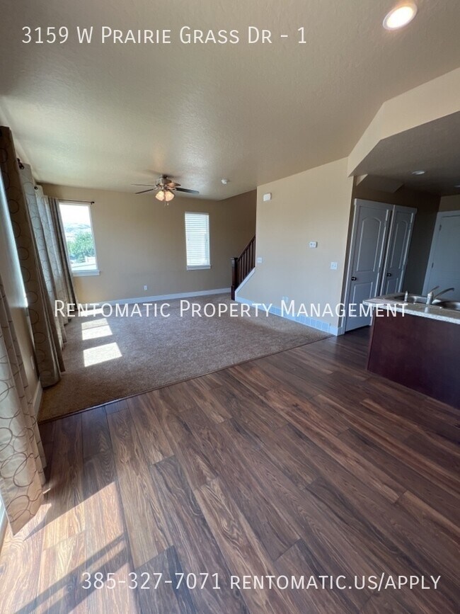 Foto del edificio - 3159 W Prairie Grass Dr