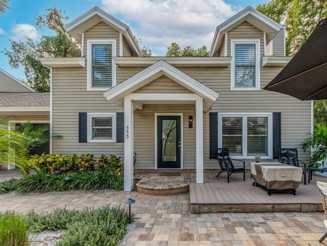 Foto del edificio - 555 Florida Ave