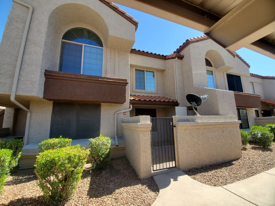 Photo - 839 S. Westwood Street #180