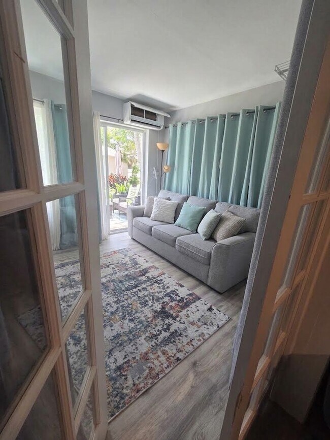 Foto del edificio - 420 SE 9th Ct