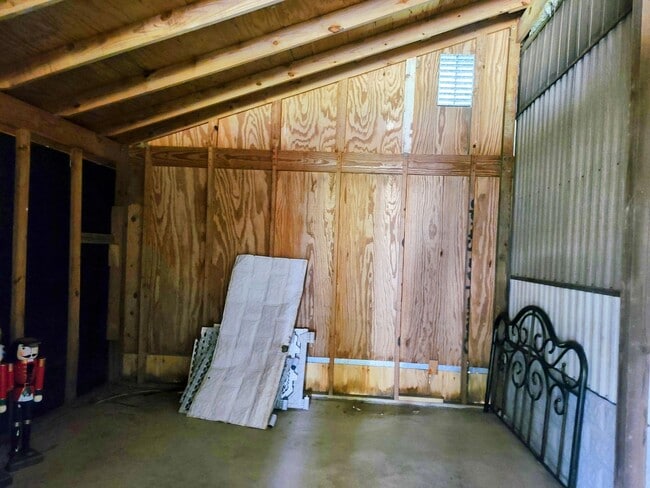 Building Photo - Great 2/2 Mobile Home in Westlake!