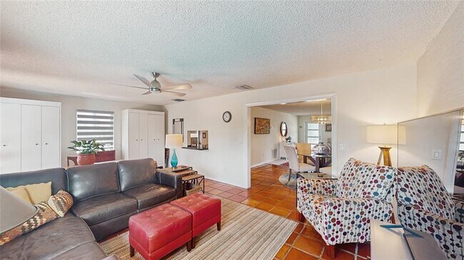 Foto del edificio - 1729 NW 37th St