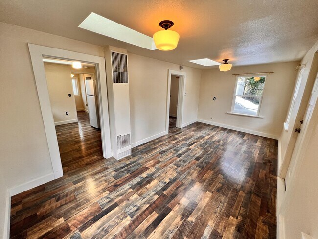 Foto del edificio - 1631 Hays Ave NW