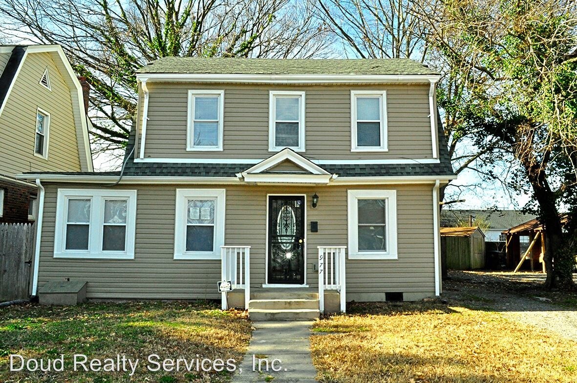 Primary Photo - 977 Merrimac Ave