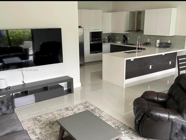 Foto del edificio - 3282 SW 44th St