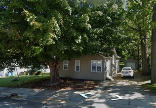 Building Photo - 1212 Fargo Ave