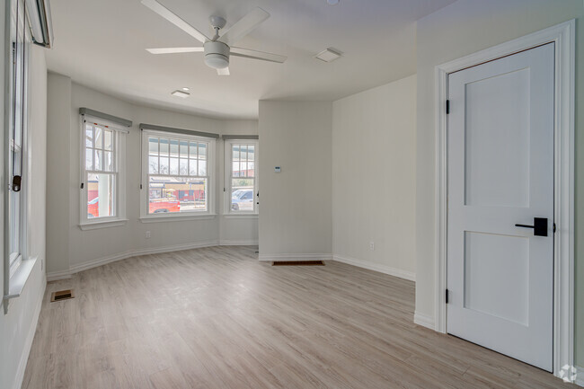 Estudio, 1BA - 560 ft² - 1620-1624 21st St