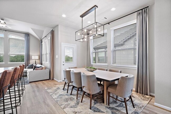 Photo - 2539 Terrace Point Dr Townhome